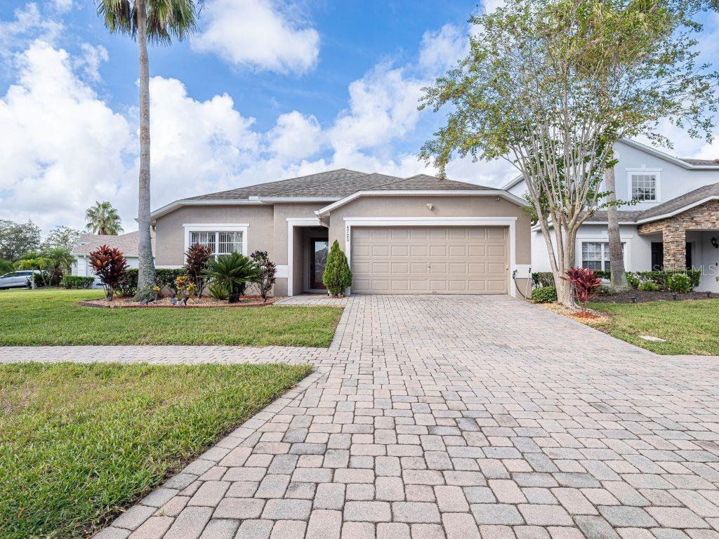 4725 CUMBRIAN LAKES DR, KISSIMMEE, FL, 34746