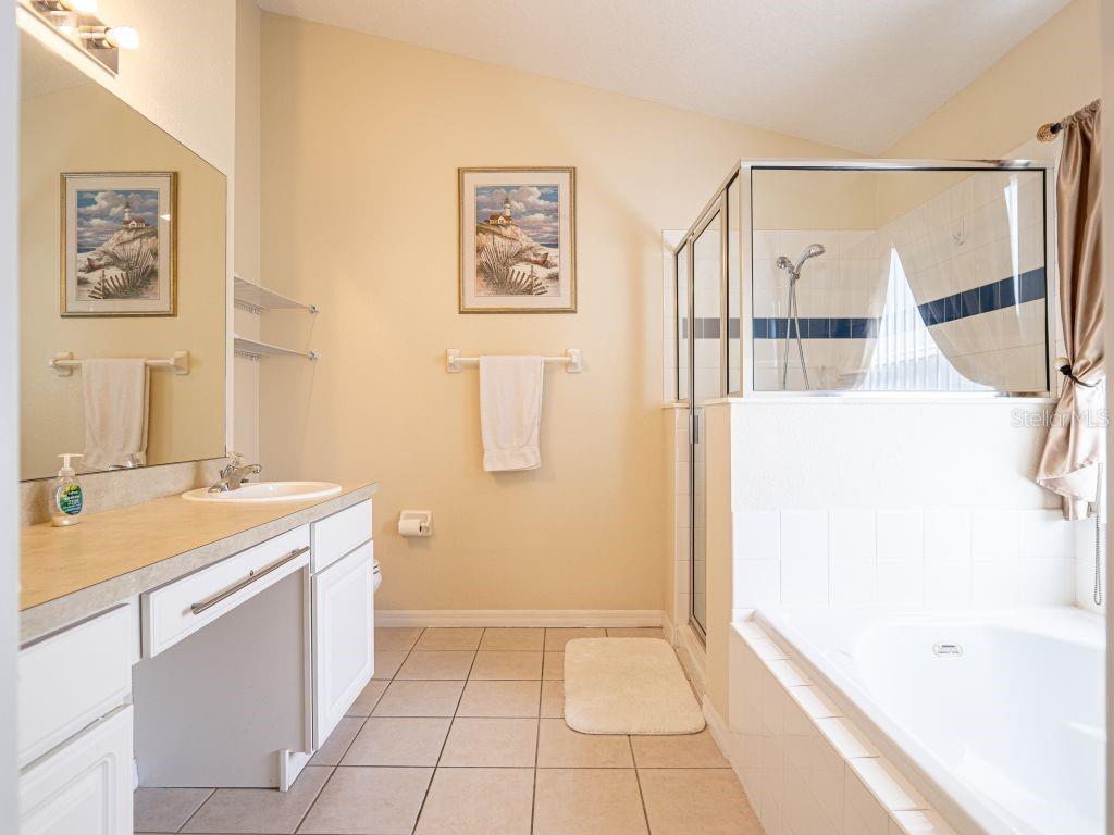 4725 CUMBRIAN LAKES DR, KISSIMMEE, FL, 34746