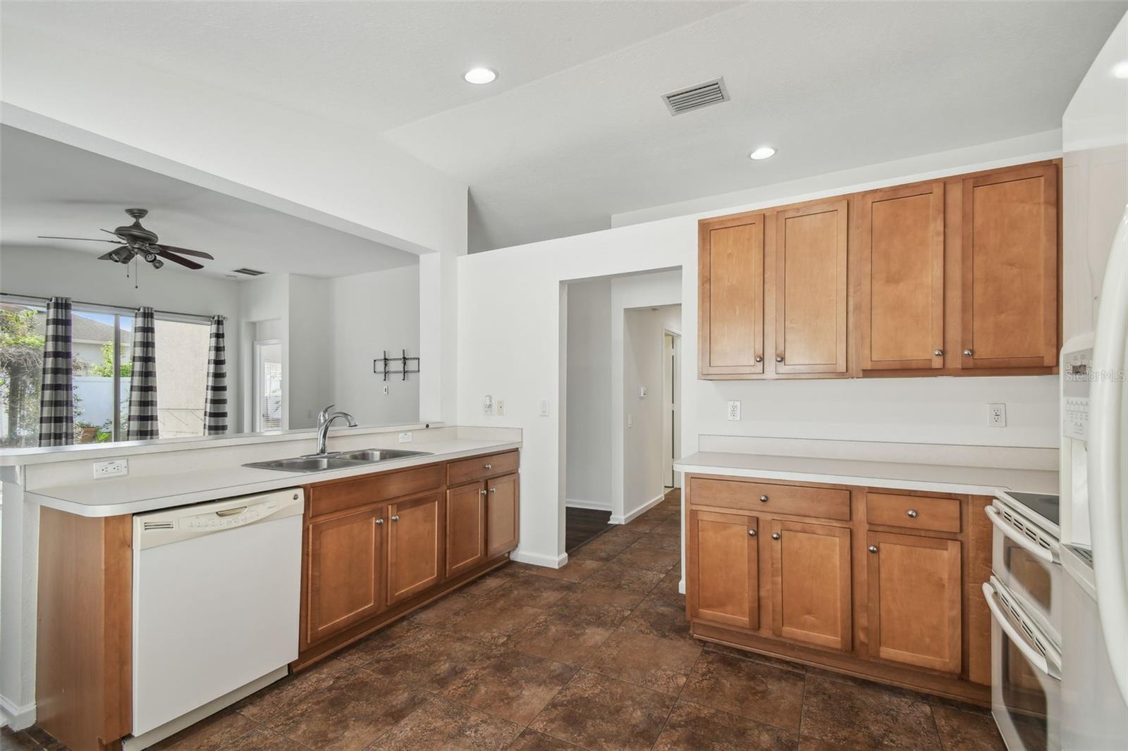 601 SEA HOLLY DR, BROOKSVILLE, FL, 34604