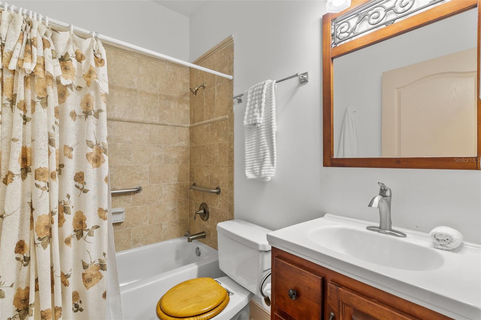 232/234 SANTURCE AVE, NORTH PORT, FL, 34287