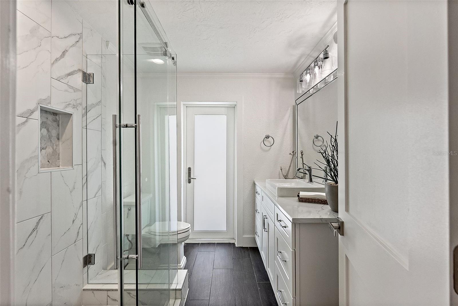 2049 MASSACHUSETTS AVE NE, ST PETERSBURG, FL, 33703