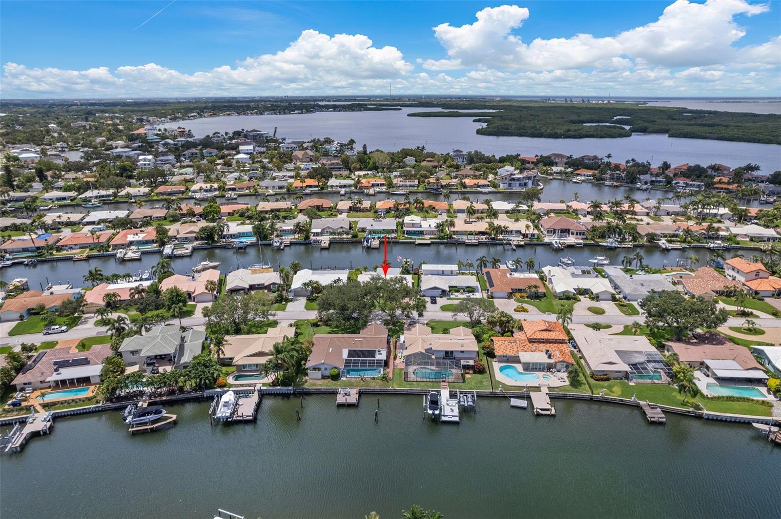 2049 MASSACHUSETTS AVE NE, ST PETERSBURG, FL, 33703