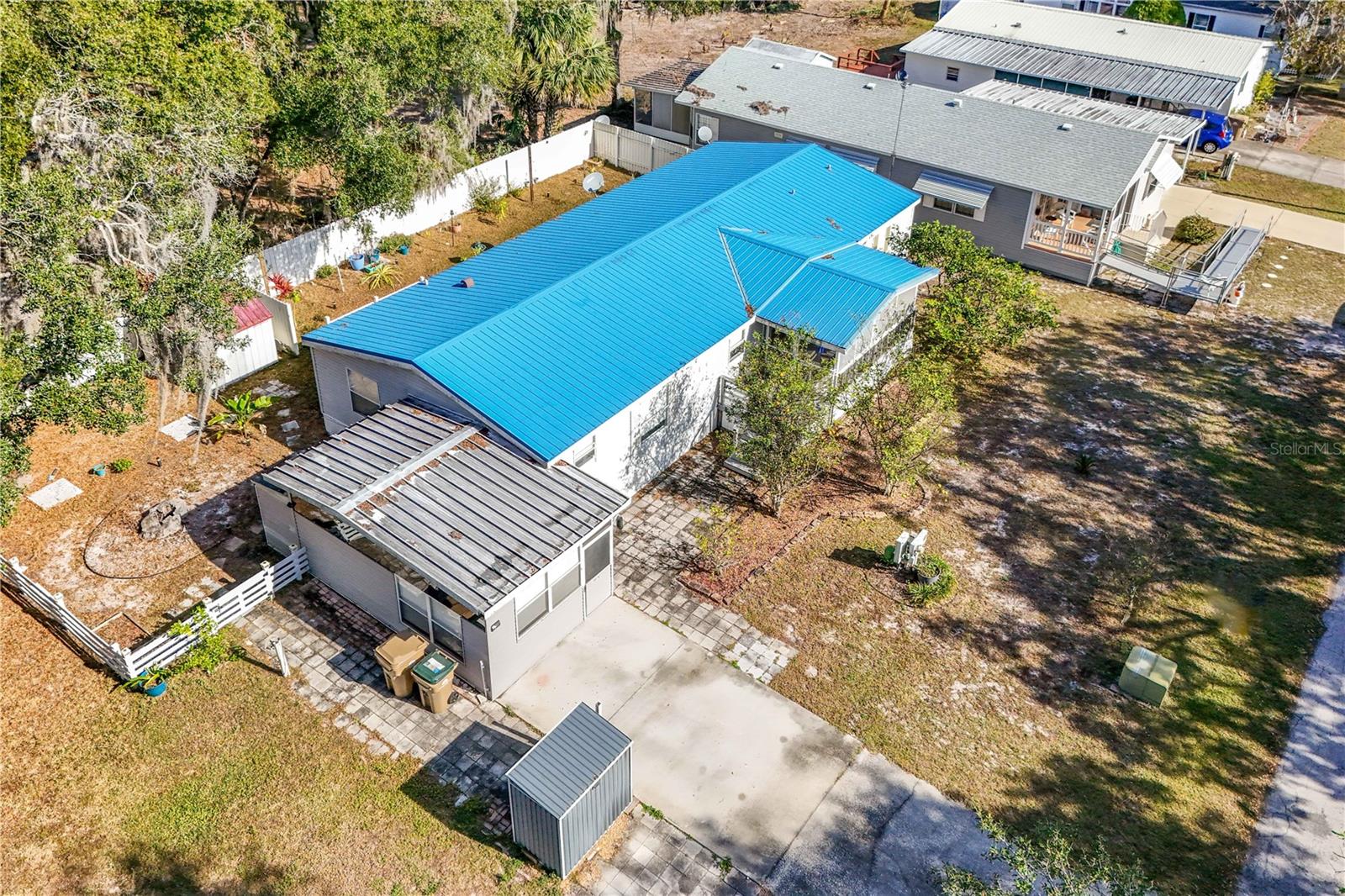 10419 WATTS AVE, LEESBURG, FL, 34788