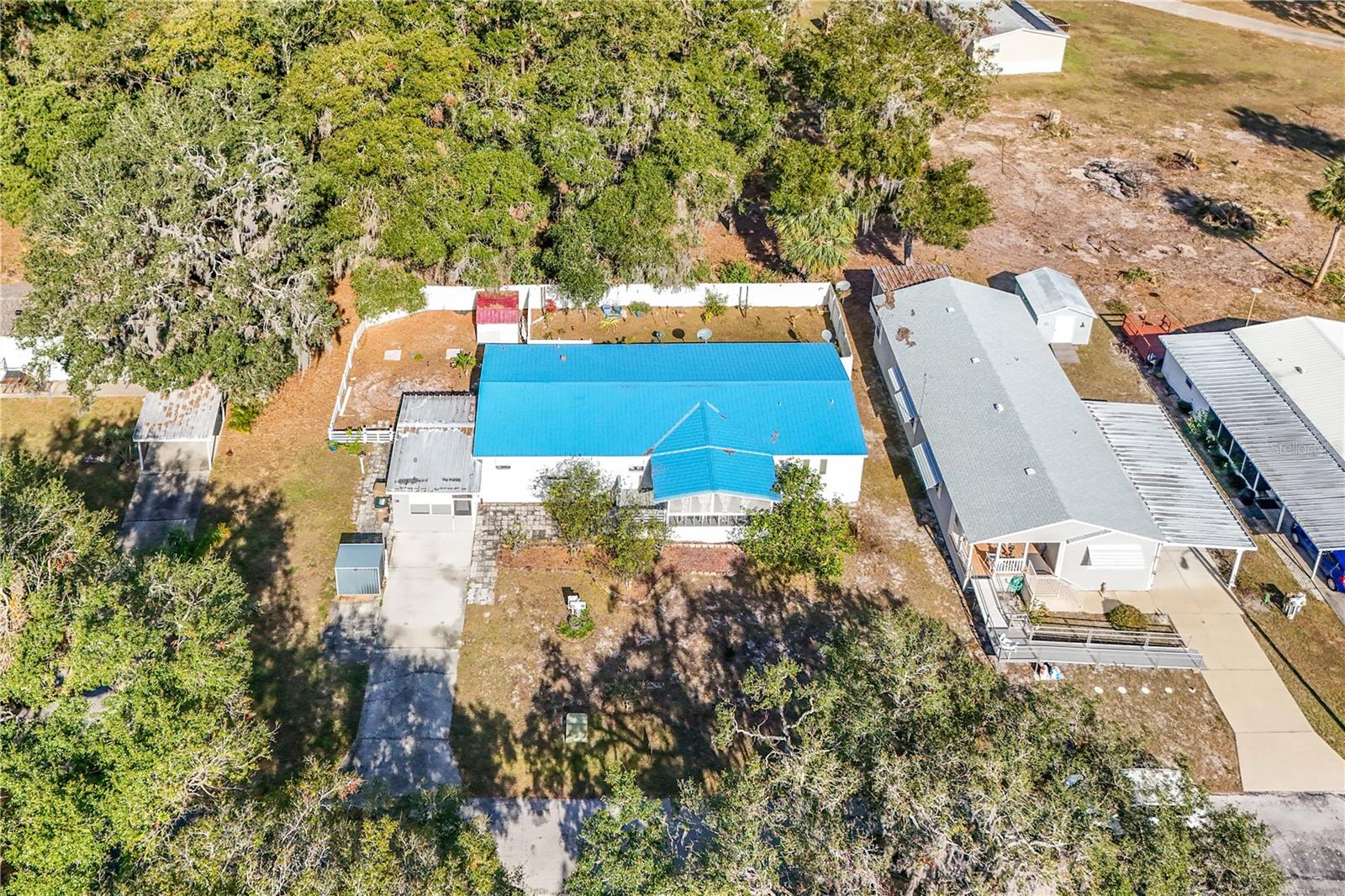 10419 WATTS AVE, LEESBURG, FL, 34788