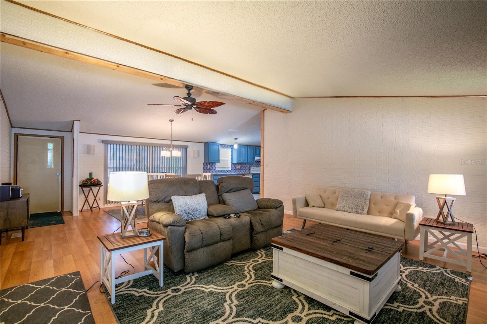 10419 WATTS AVE, LEESBURG, FL, 34788
