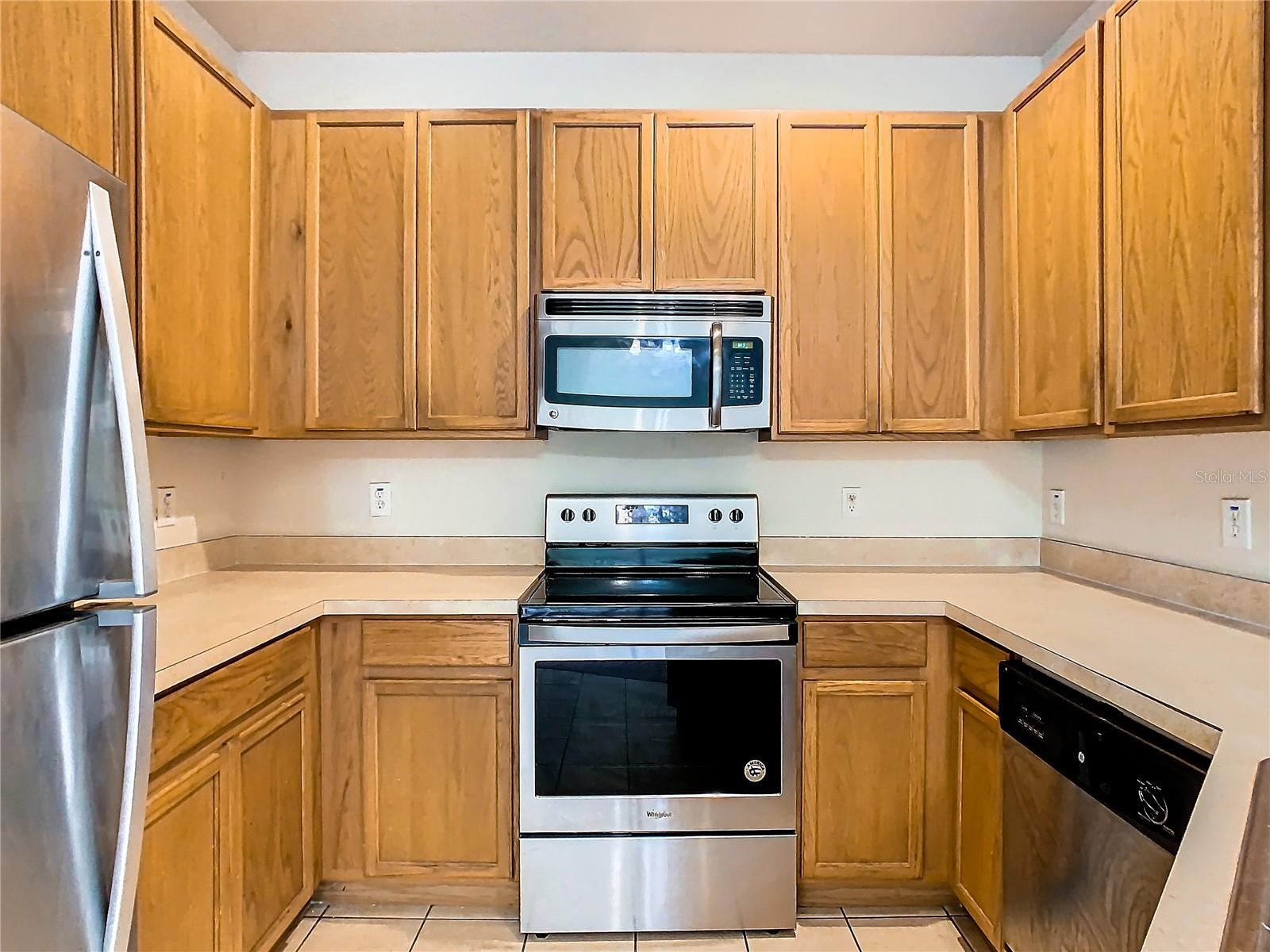 2543 OLD KENT CIR, KISSIMMEE, FL, 34758