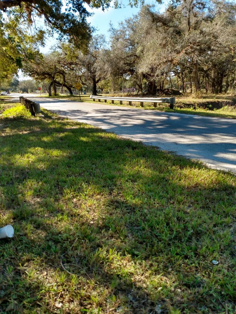 871 CALOOSAHATCHEE AVE, LABELLE, FL, 33935