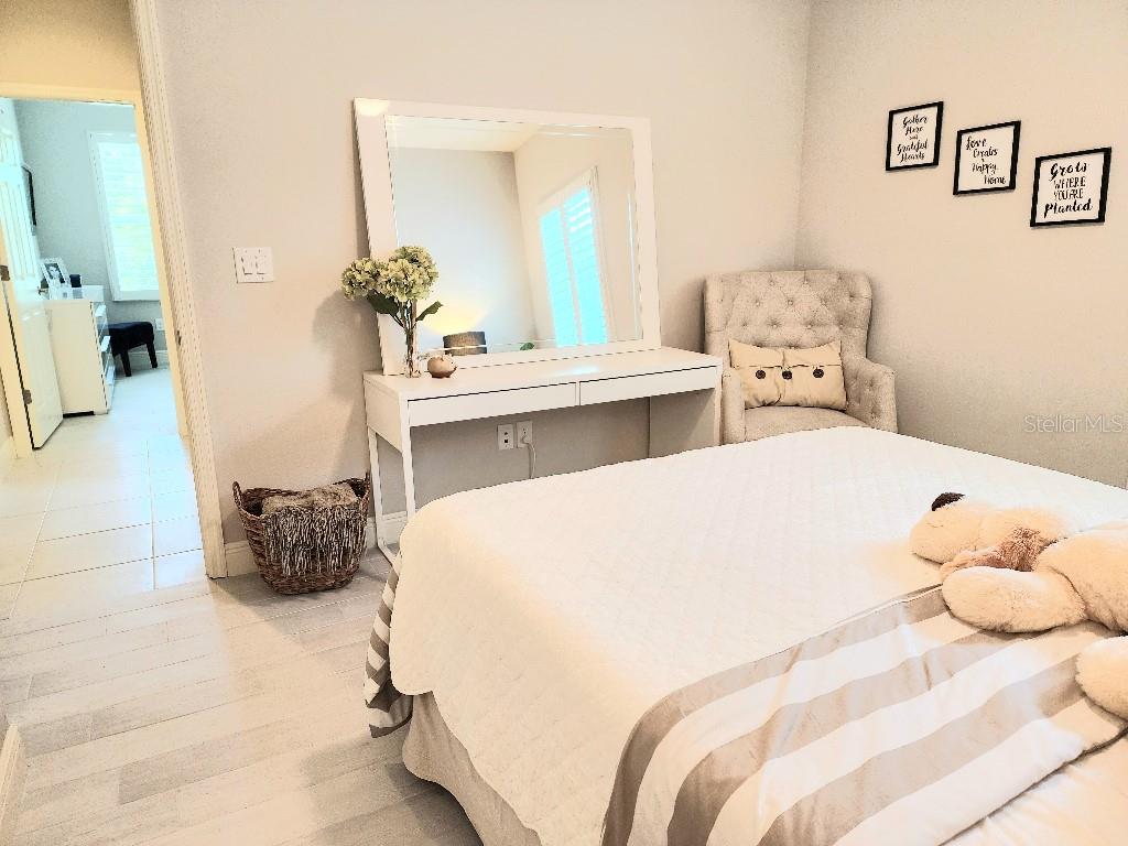 1017 ALBERRO AVE, BRANDON, FL, 33511