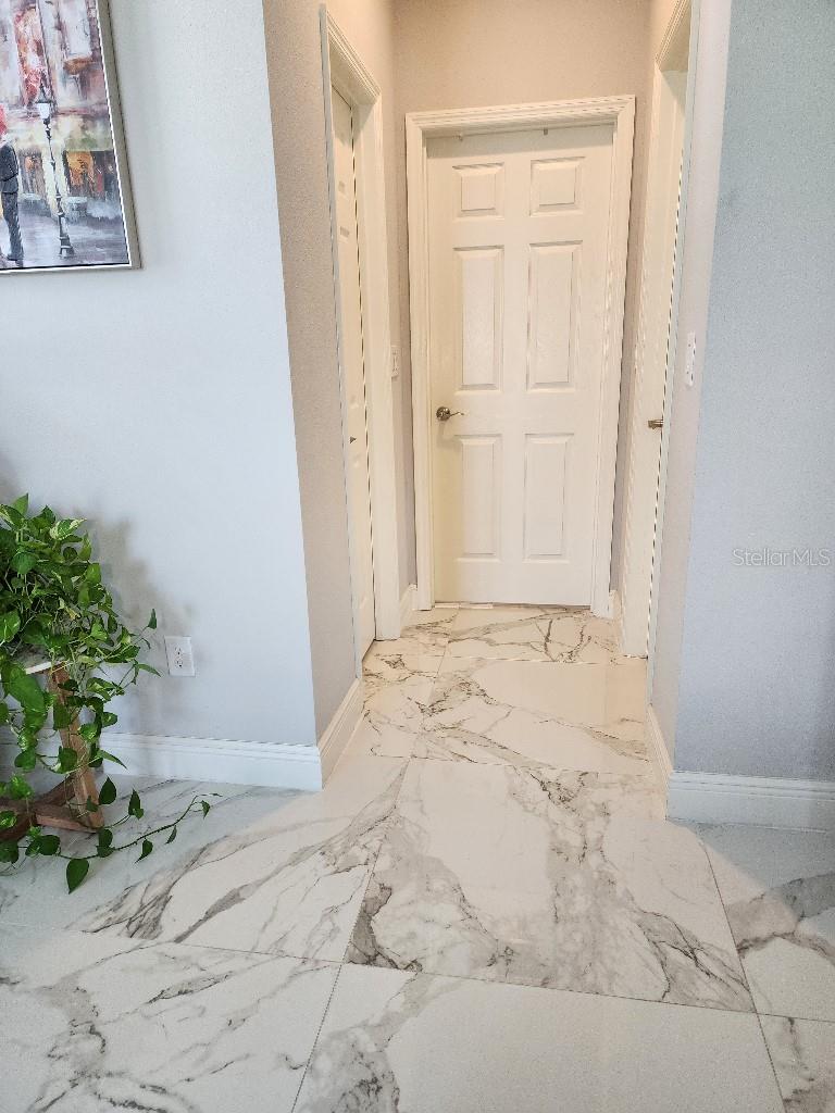 1017 ALBERRO AVE, BRANDON, FL, 33511