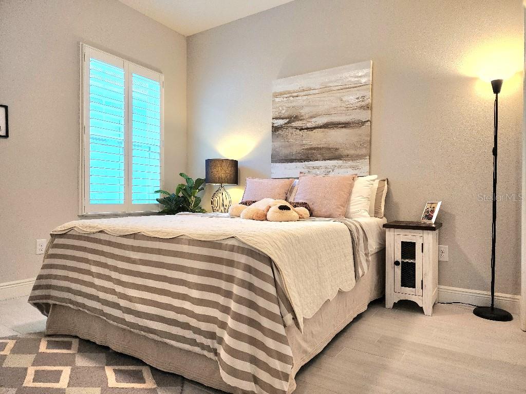 1017 ALBERRO AVE, BRANDON, FL, 33511