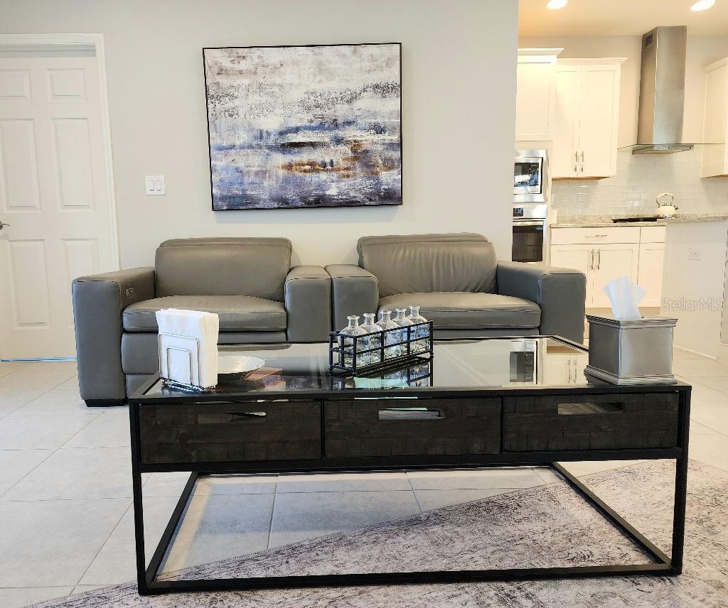 1017 ALBERRO AVE, BRANDON, FL, 33511