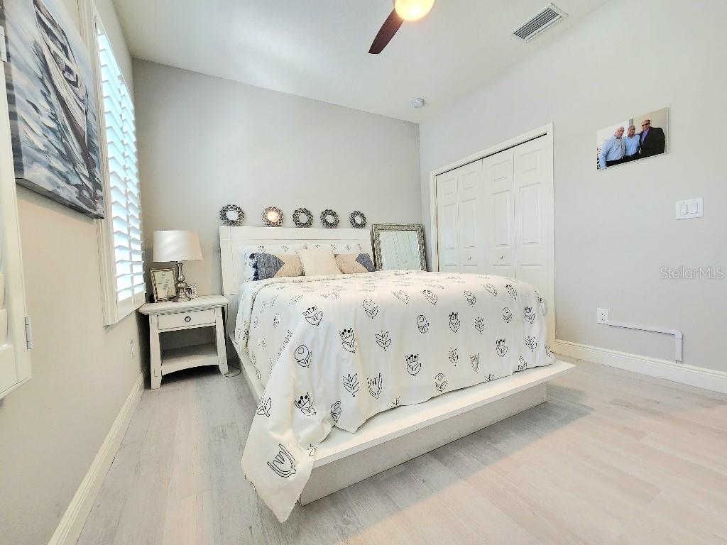 1017 ALBERRO AVE, BRANDON, FL, 33511