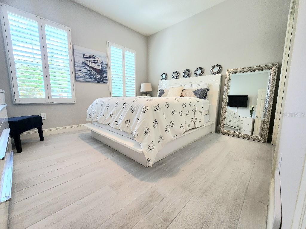 1017 ALBERRO AVE, BRANDON, FL, 33511