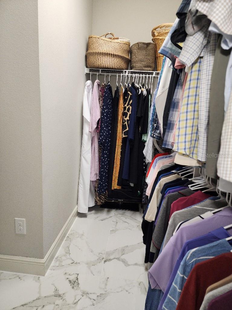 1017 ALBERRO AVE, BRANDON, FL, 33511