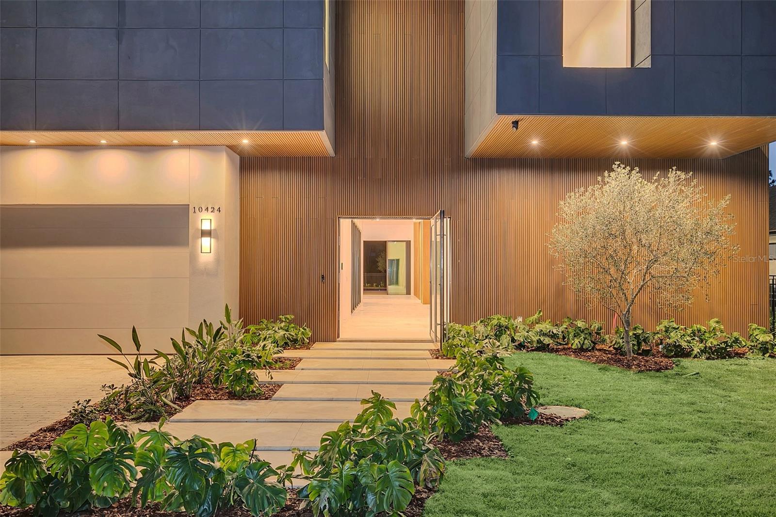 10424 POCKET LN, ORLANDO, FL, 32836