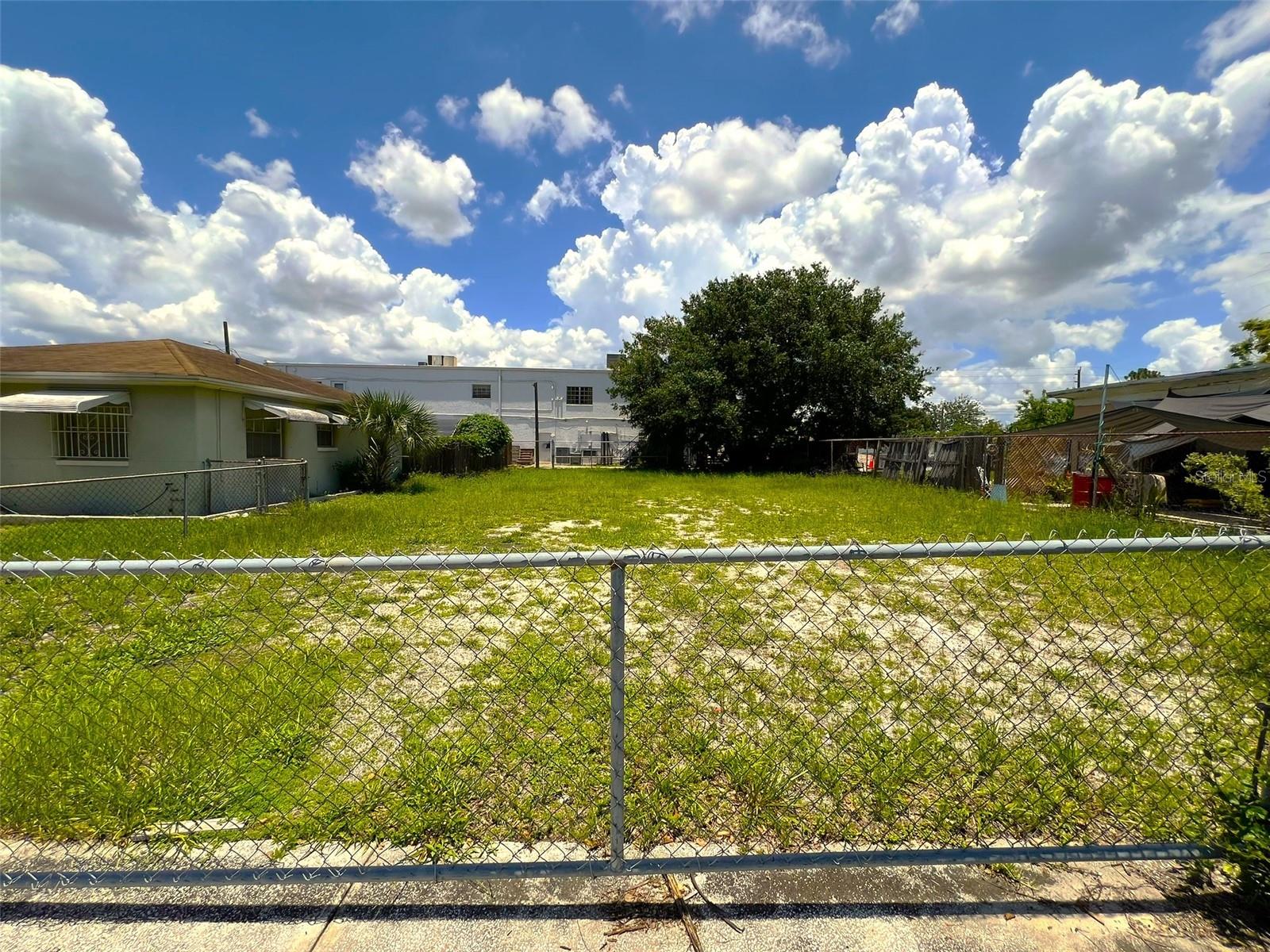 2707 W SAINT JOSEPH ST, TAMPA, FL, 33607