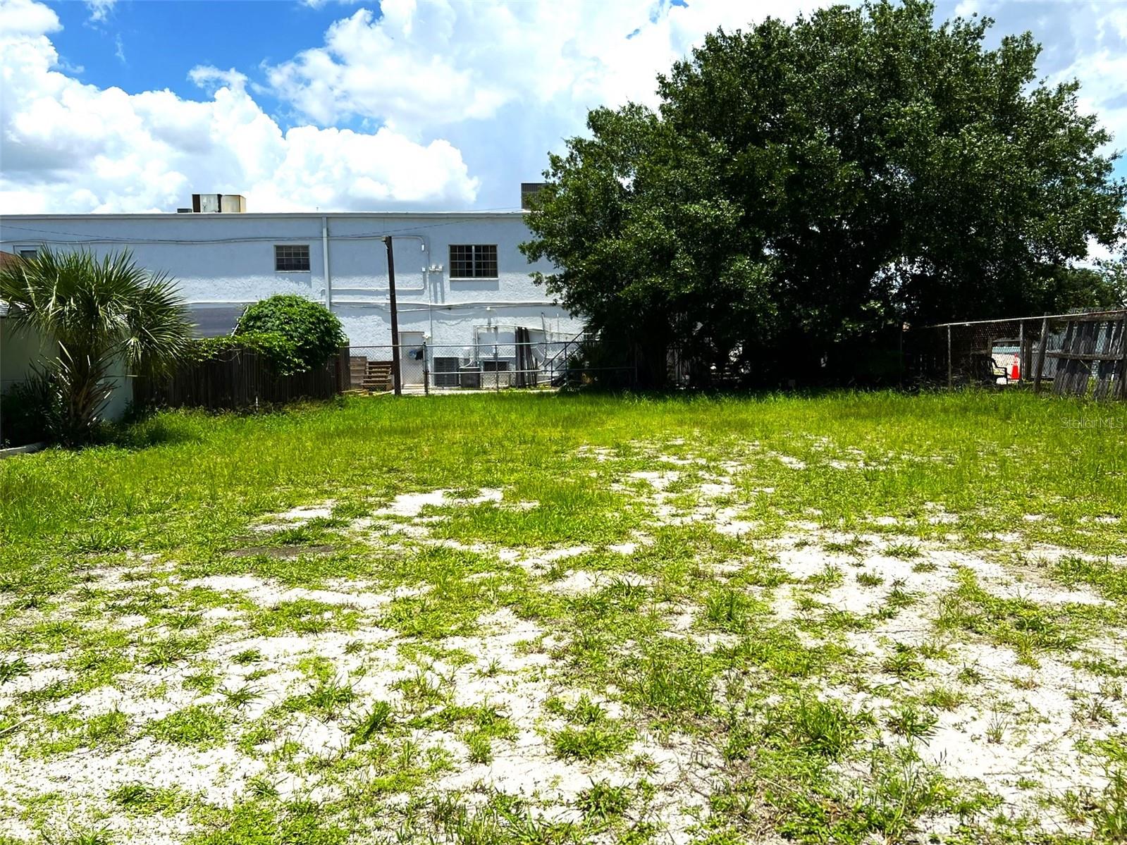 2707 W SAINT JOSEPH ST, TAMPA, FL, 33607