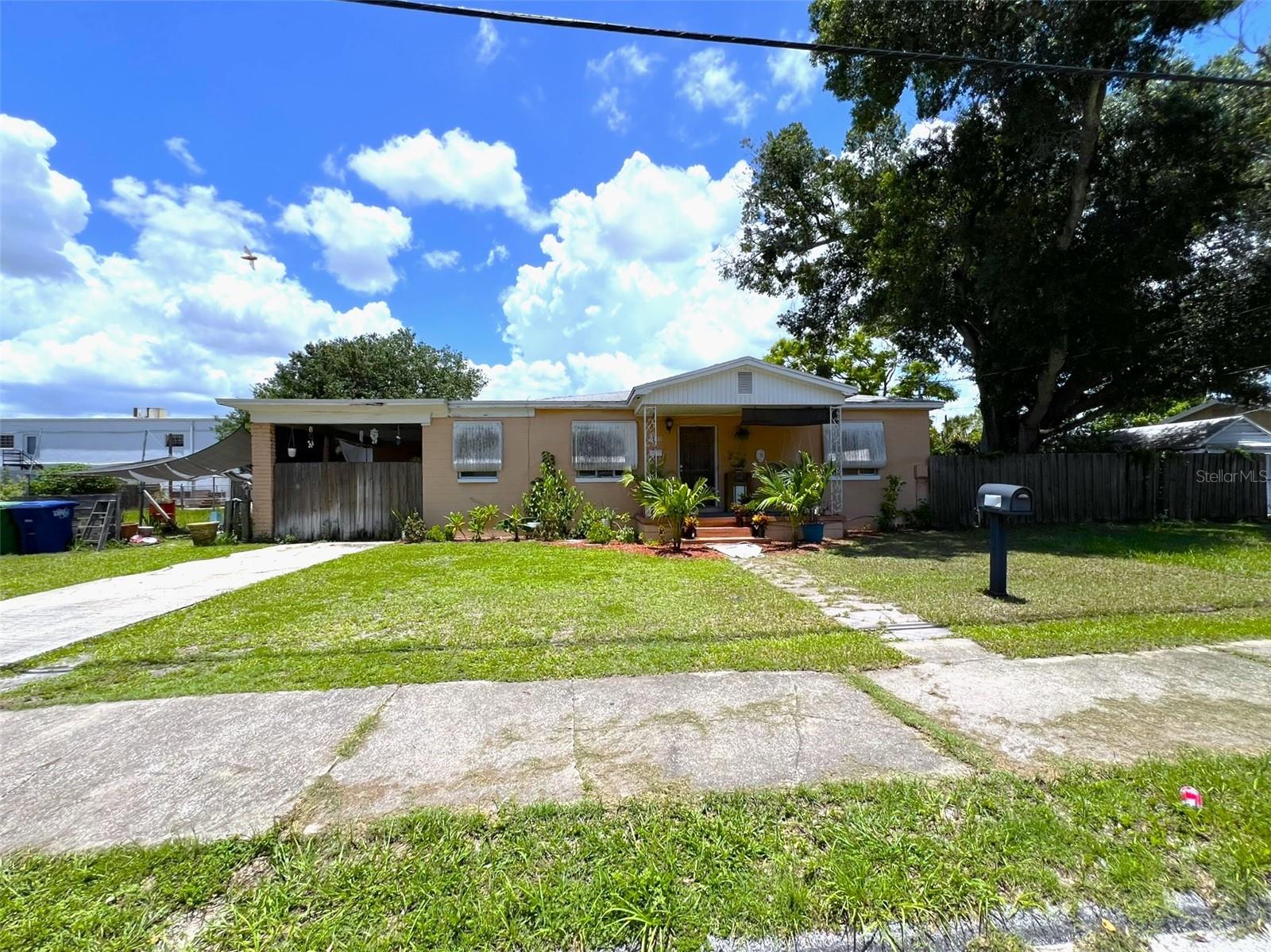 2707 W SAINT JOSEPH ST, TAMPA, FL, 33607