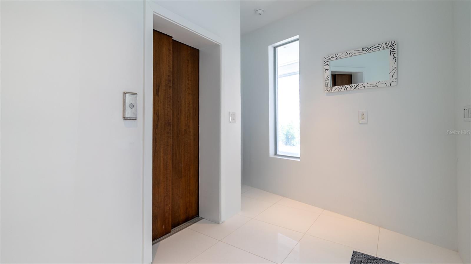 A4615677 Property Photo