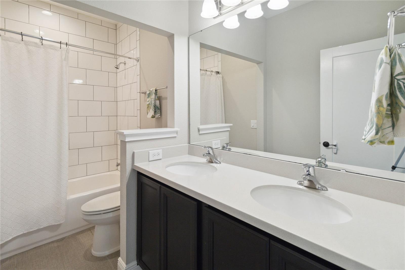 8273 NEMOURS PKWY, ORLANDO, FL, 32827