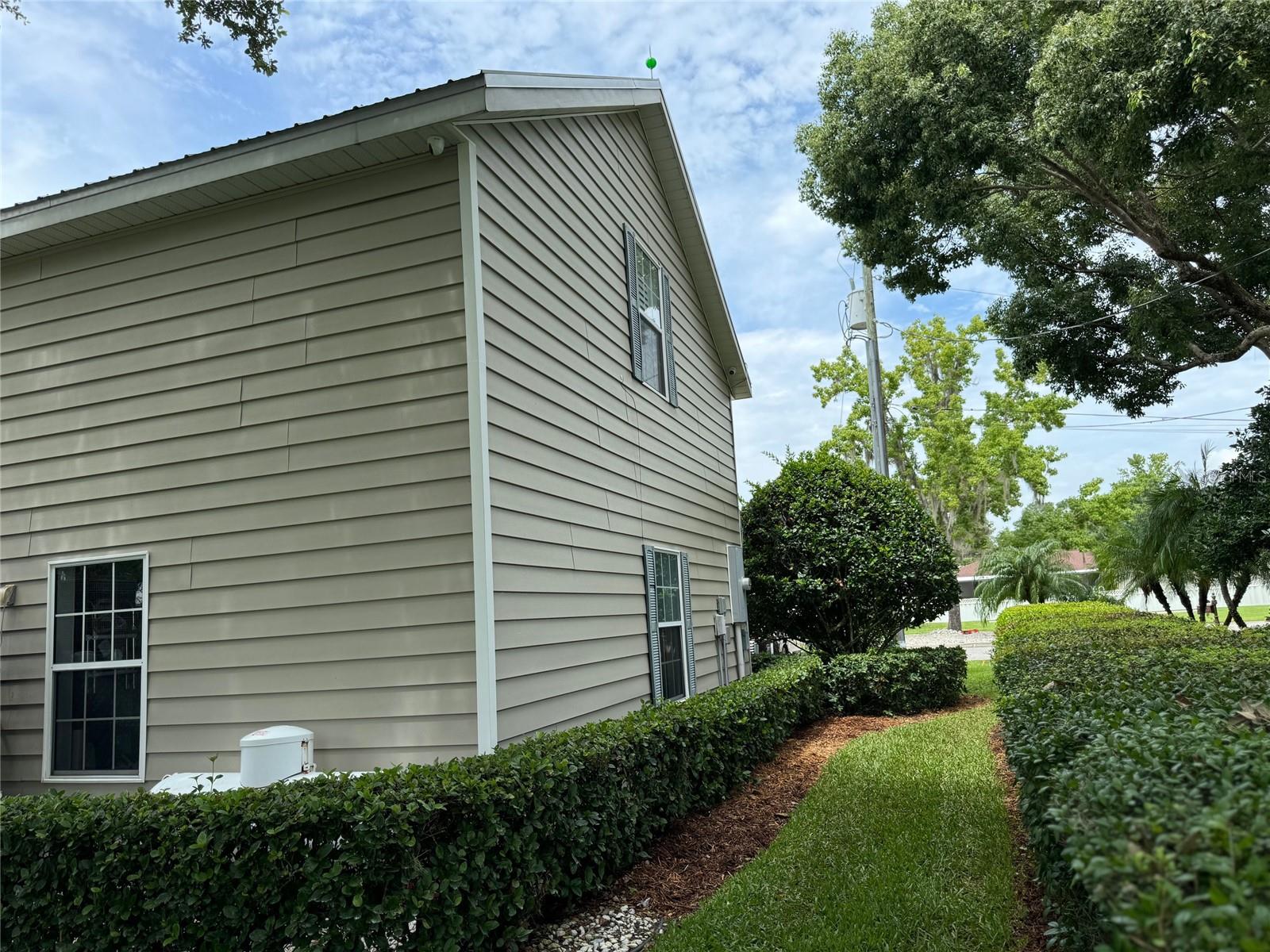 56633 OTTER RD, ASTOR, FL, 32102