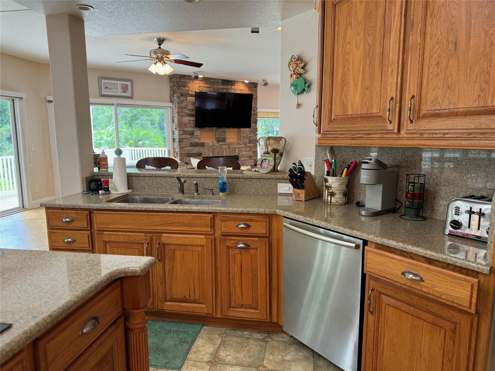 56633 OTTER RD, ASTOR, FL, 32102