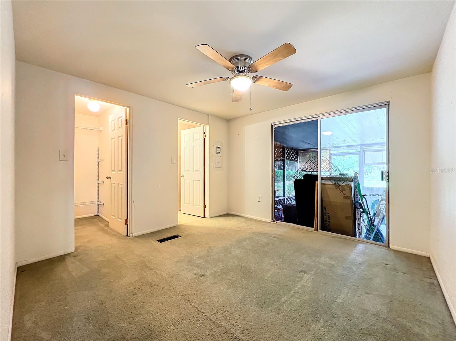 34035 LINDA LN, LEESBURG, FL, 34788