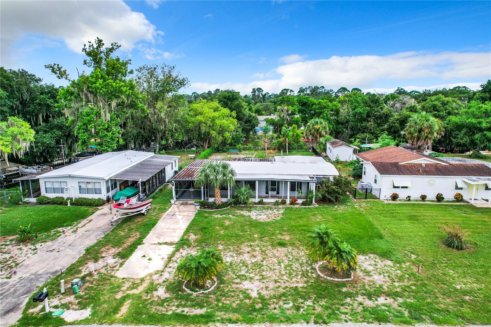 34035 LINDA LN, LEESBURG, FL, 34788