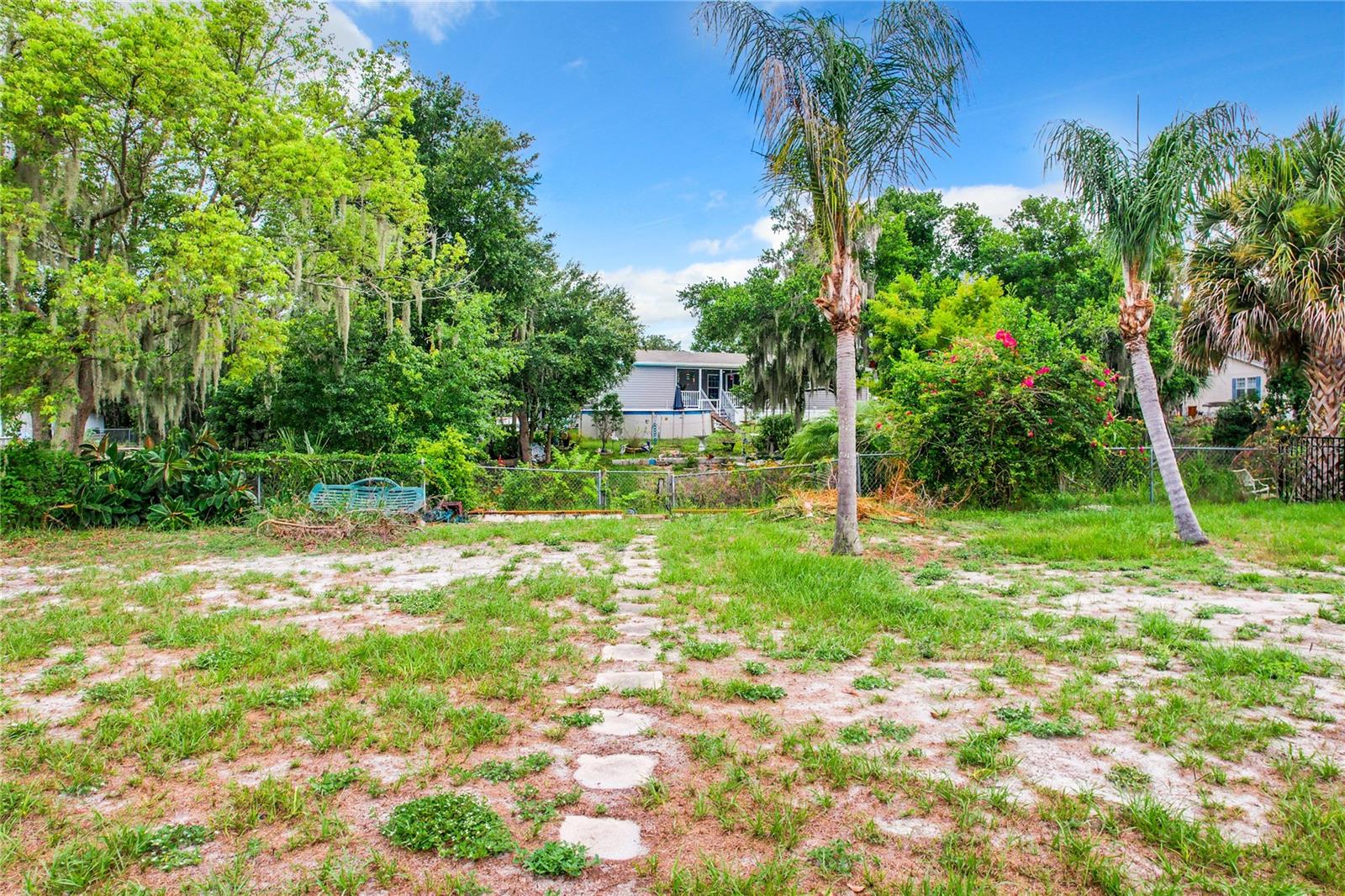 34035 LINDA LN, LEESBURG, FL, 34788