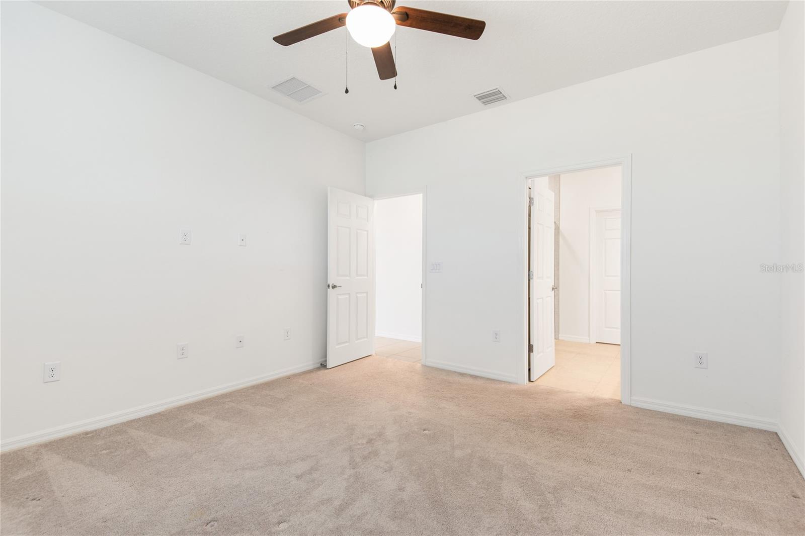 3 OAKLEAF WAY, PALM COAST, FL, 32137