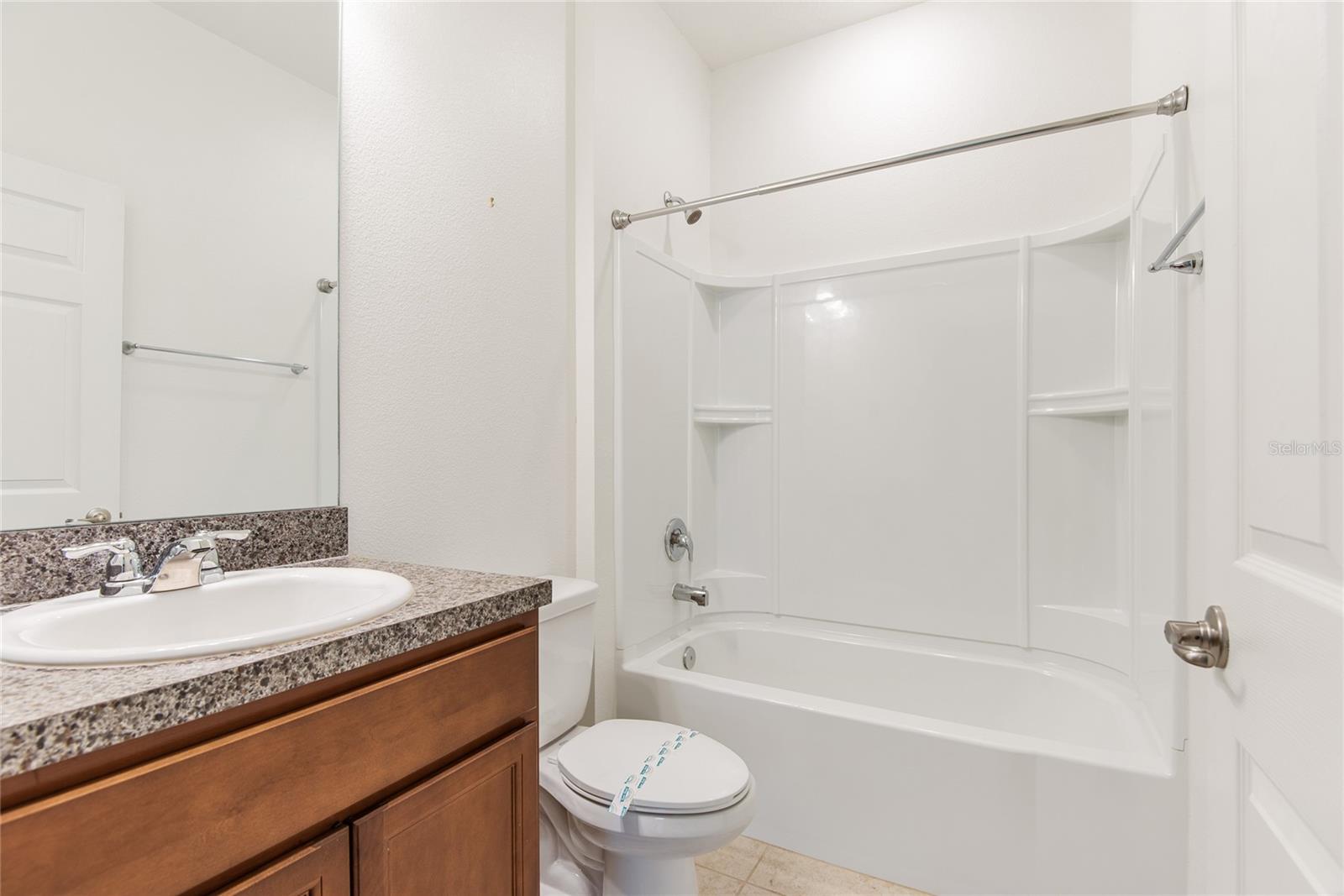 3 OAKLEAF WAY, PALM COAST, FL, 32137