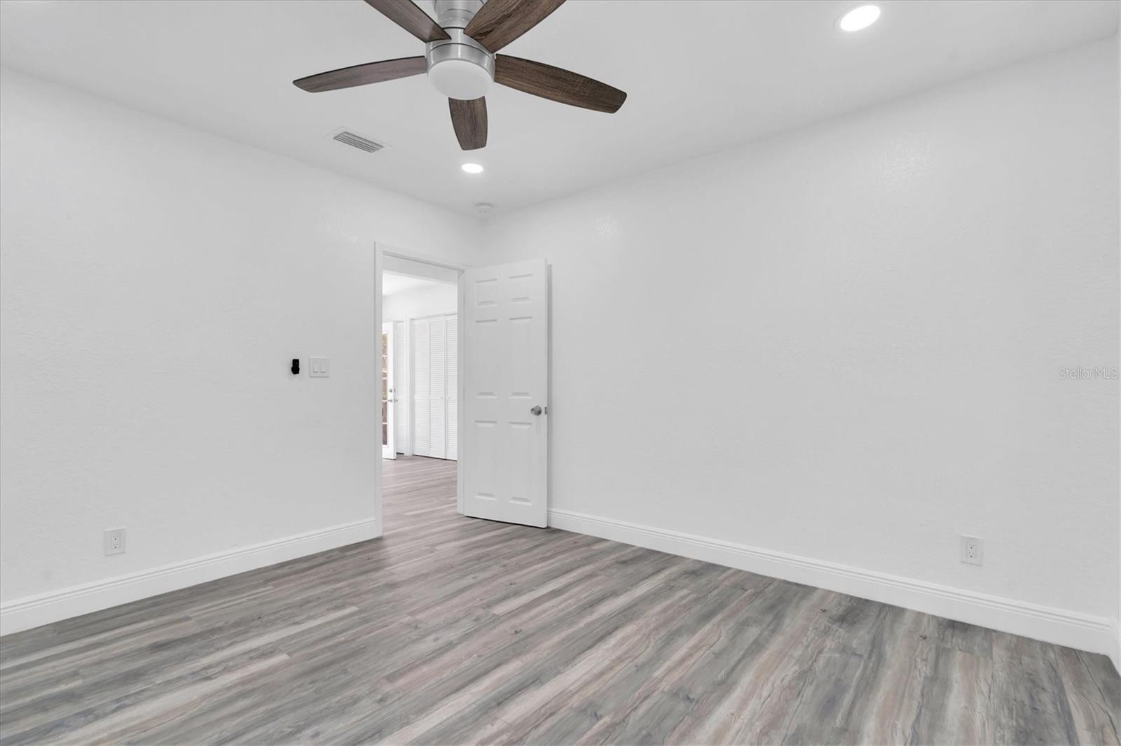 2328 DARTMOUTH AVE N, ST PETERSBURG, FL, 33713