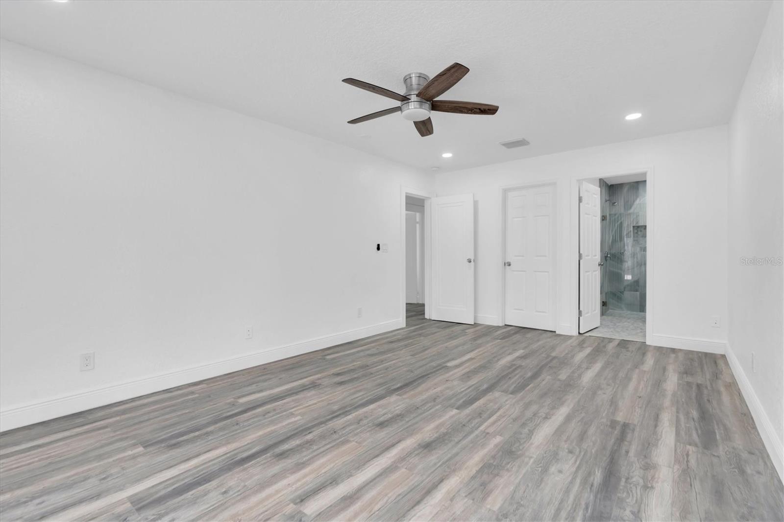 2328 DARTMOUTH AVE N, ST PETERSBURG, FL, 33713