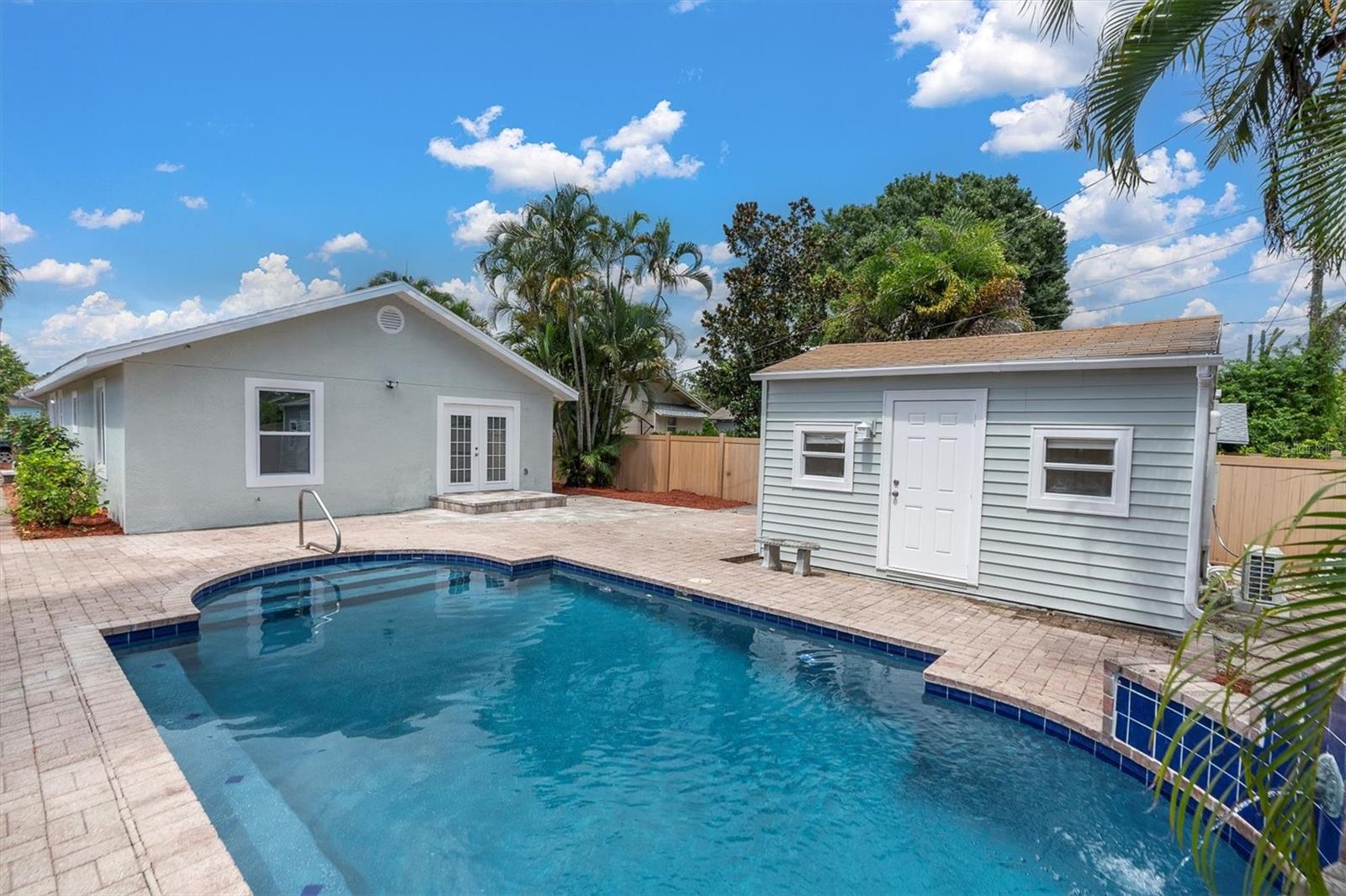 2328 DARTMOUTH AVE N, ST PETERSBURG, FL, 33713