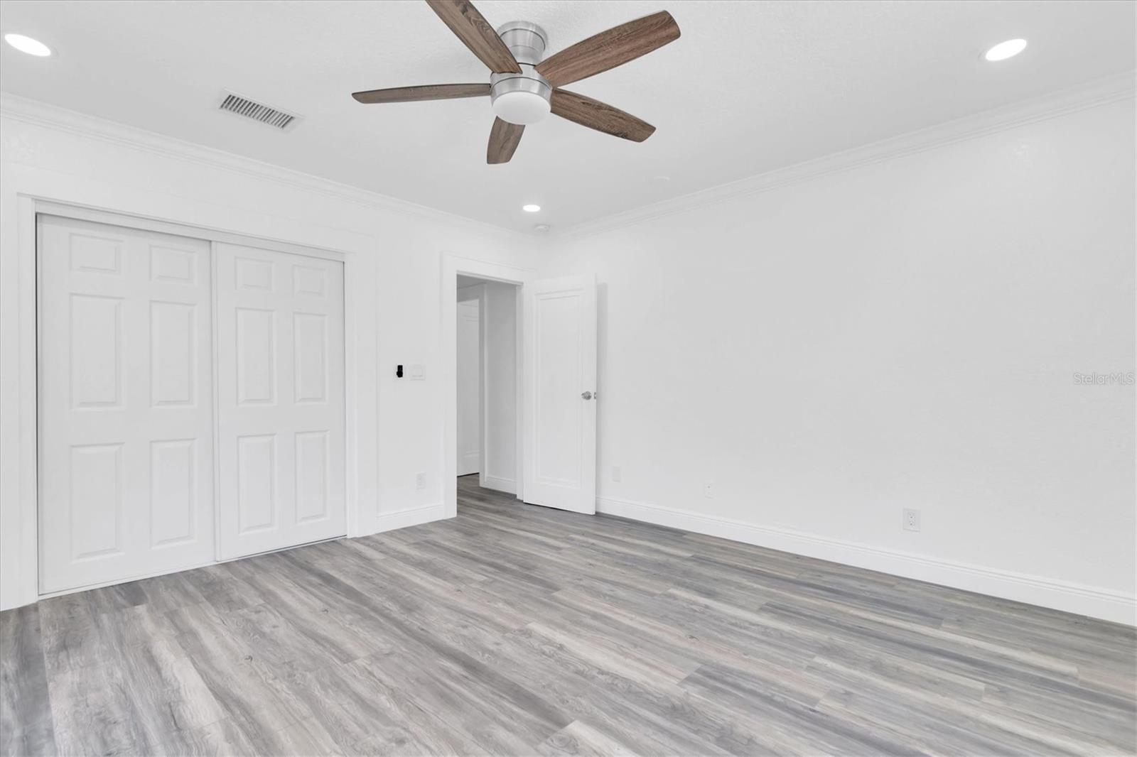 2328 DARTMOUTH AVE N, ST PETERSBURG, FL, 33713