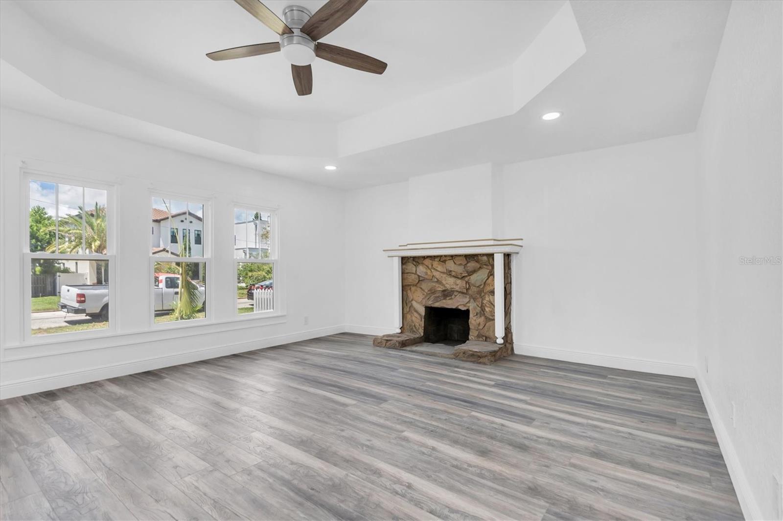 2328 DARTMOUTH AVE N, ST PETERSBURG, FL, 33713