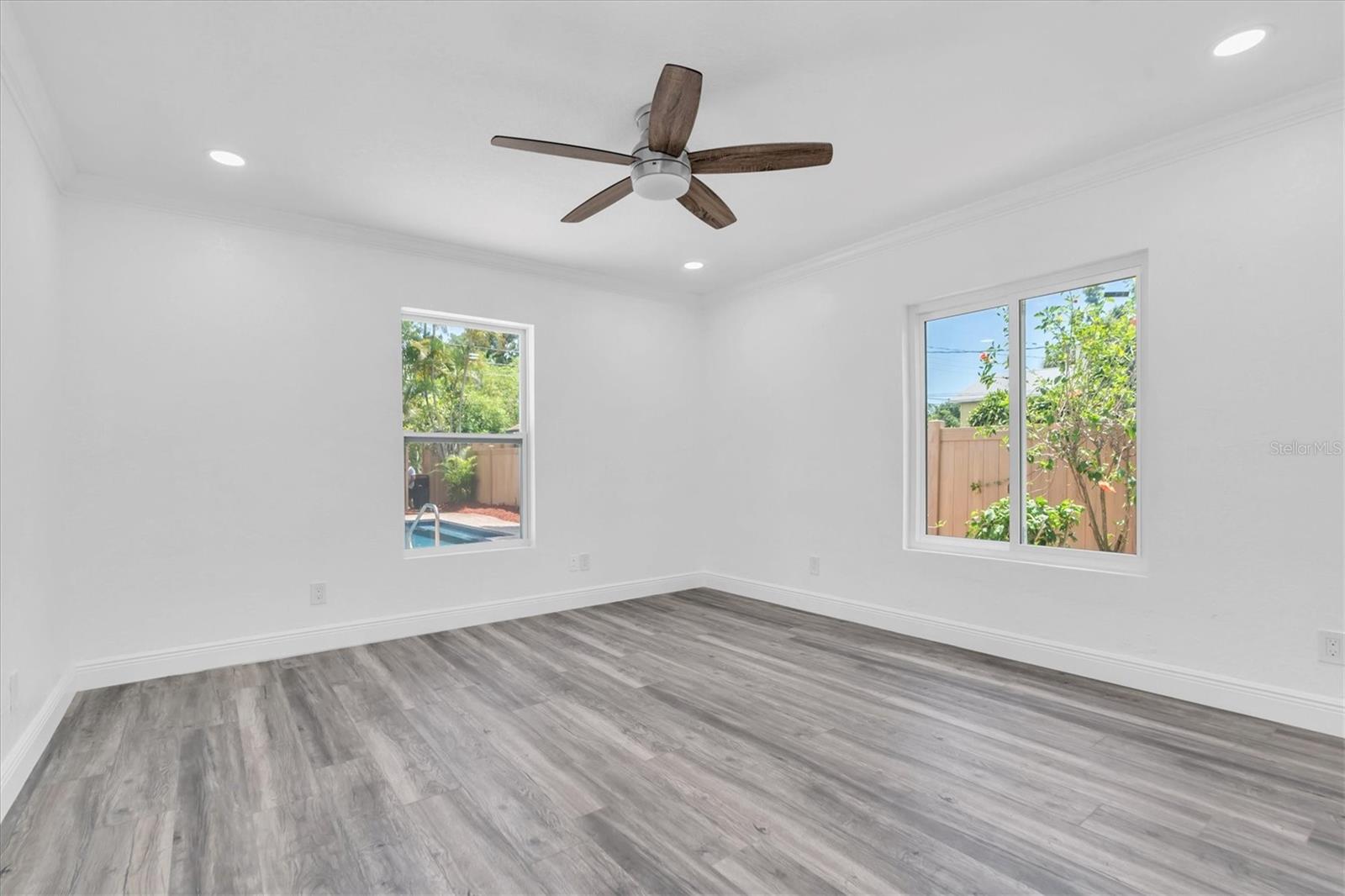 2328 DARTMOUTH AVE N, ST PETERSBURG, FL, 33713