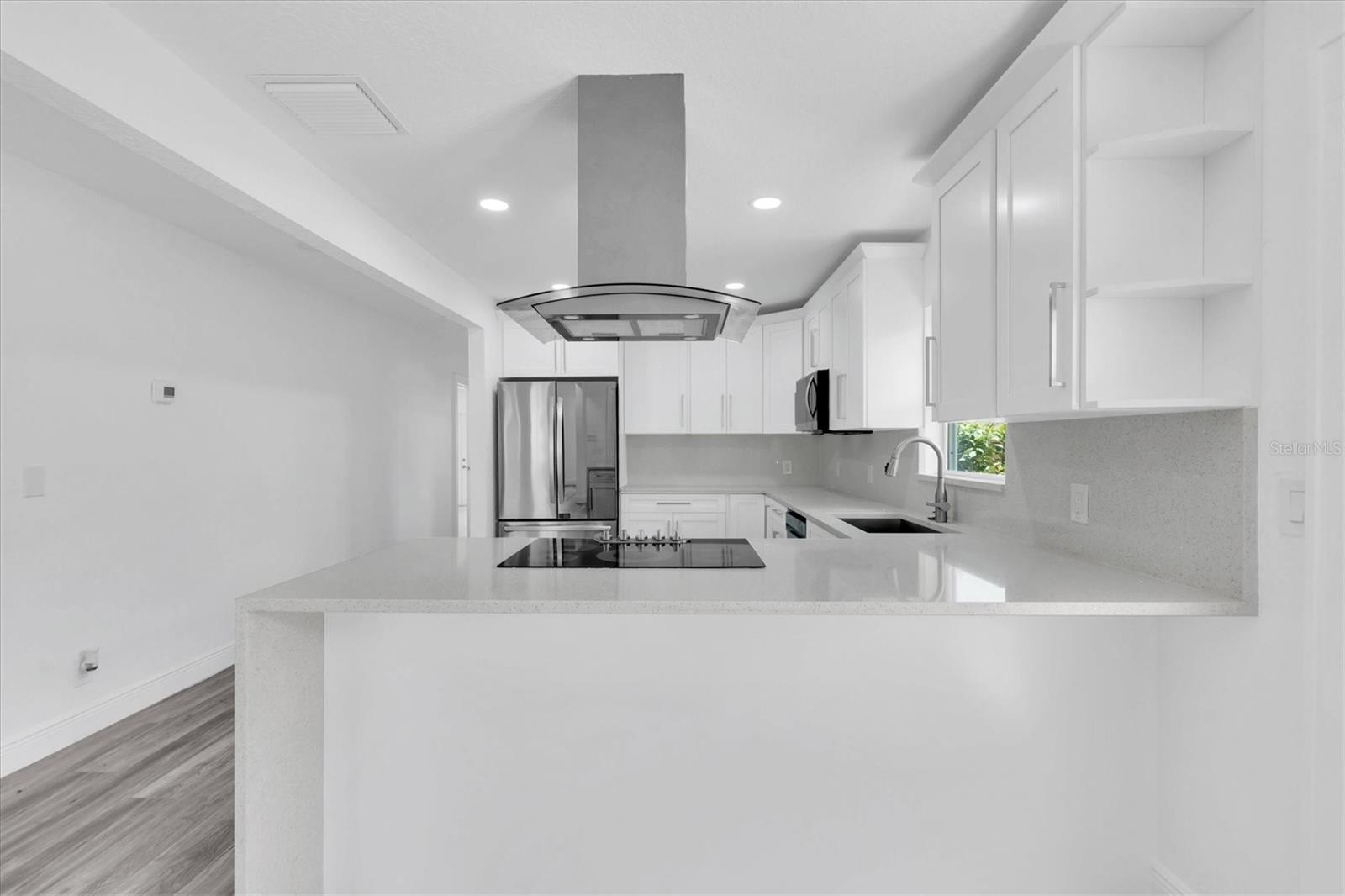 2328 DARTMOUTH AVE N, ST PETERSBURG, FL, 33713