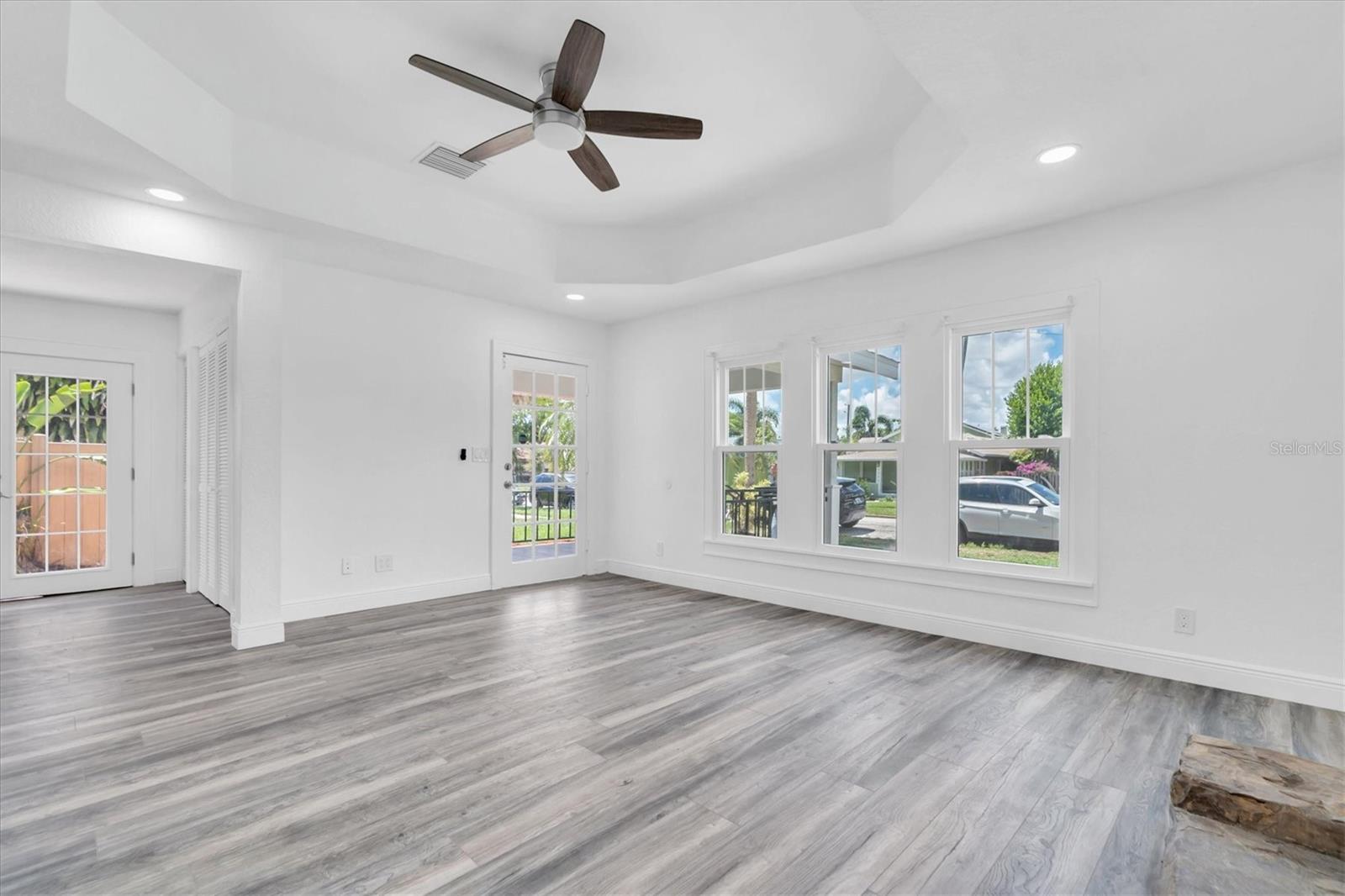 2328 DARTMOUTH AVE N, ST PETERSBURG, FL, 33713