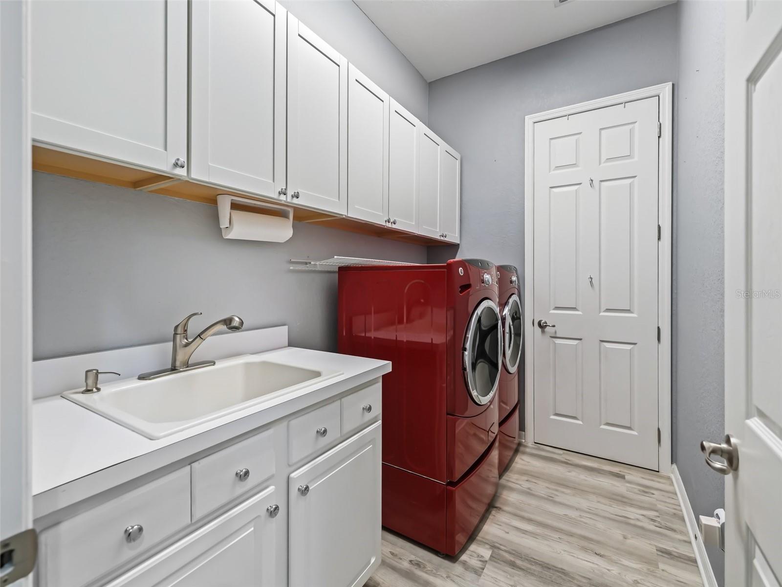 5068 NEPTUNE CIR, OXFORD, FL, 34484