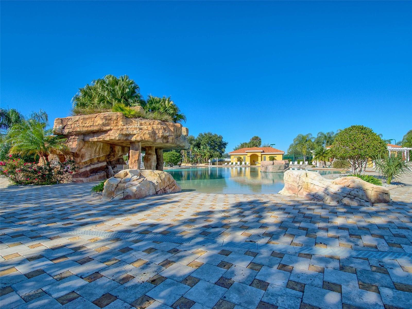 5068 NEPTUNE CIR, OXFORD, FL, 34484