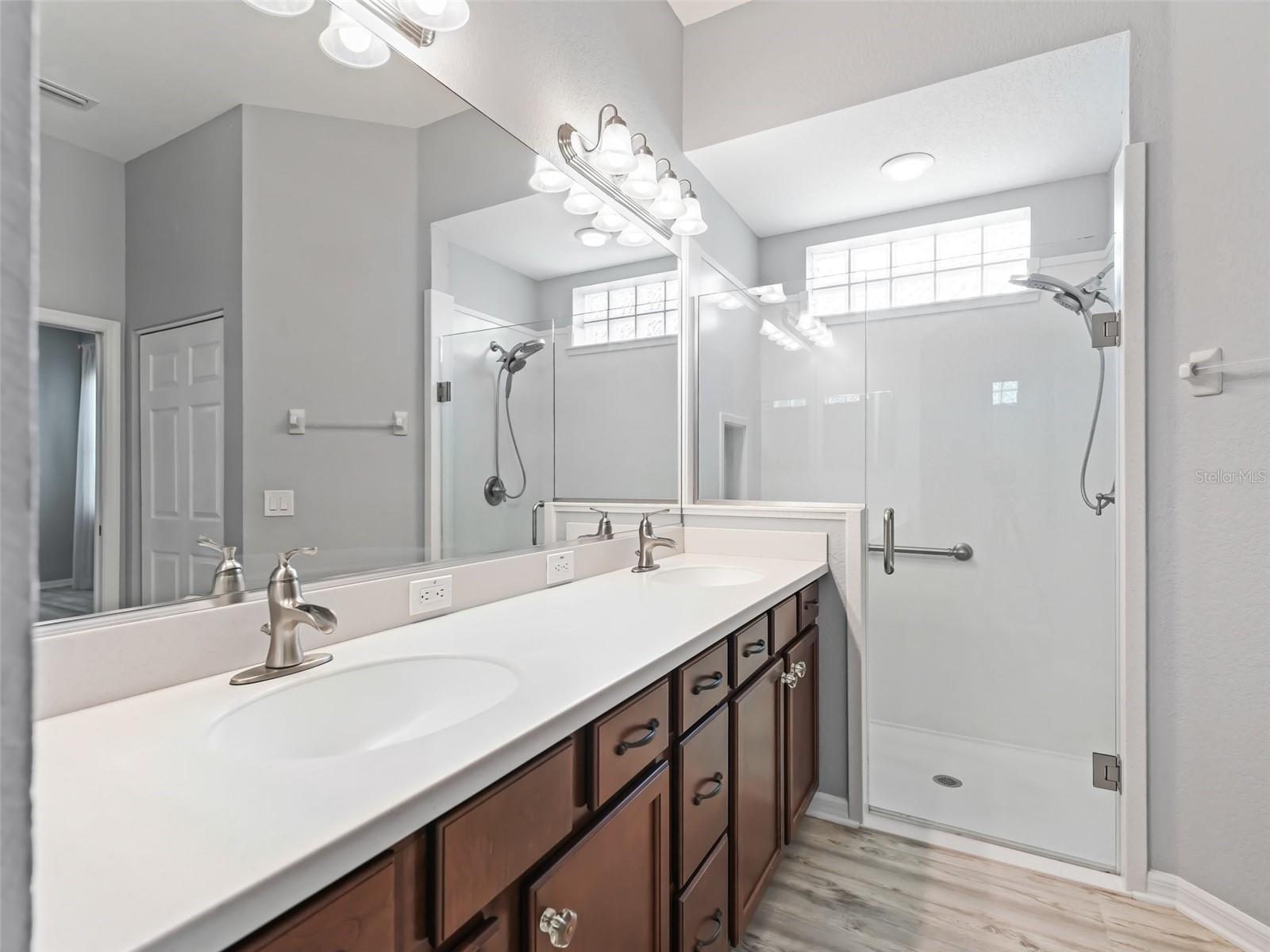 5068 NEPTUNE CIR, OXFORD, FL, 34484