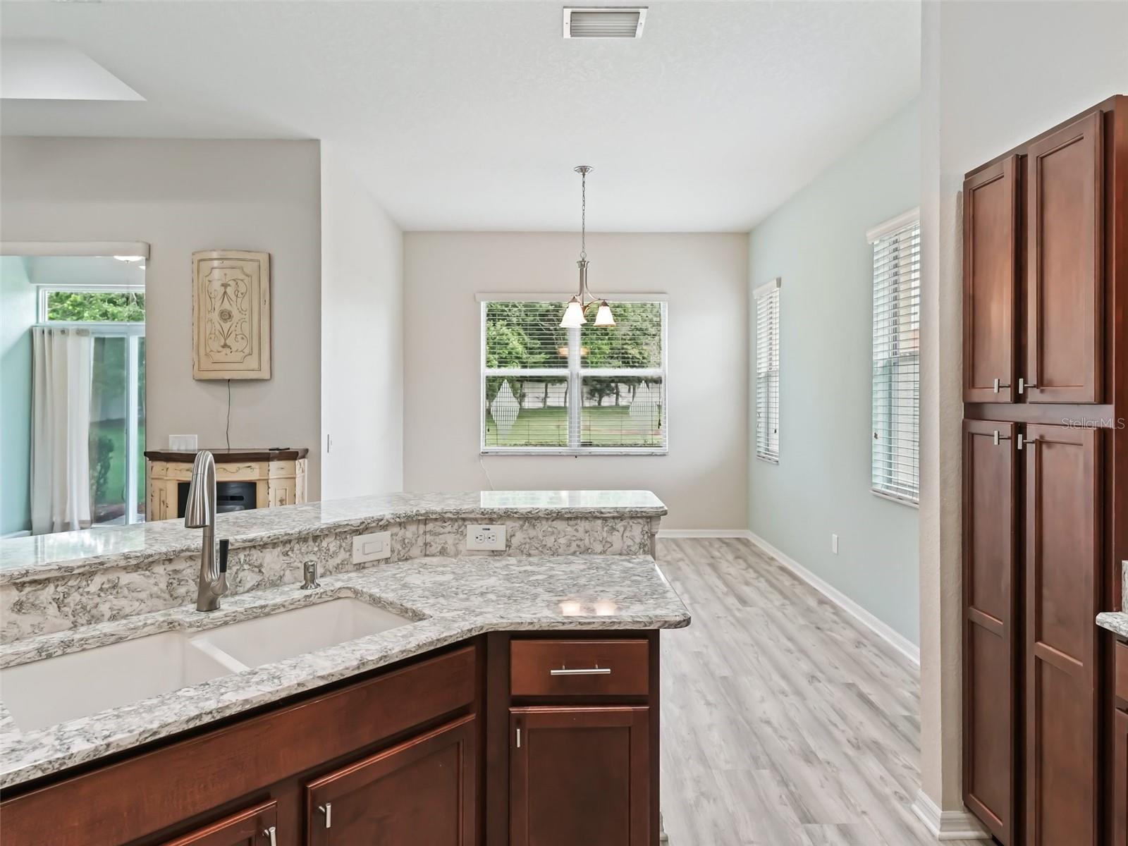 5068 NEPTUNE CIR, OXFORD, FL, 34484