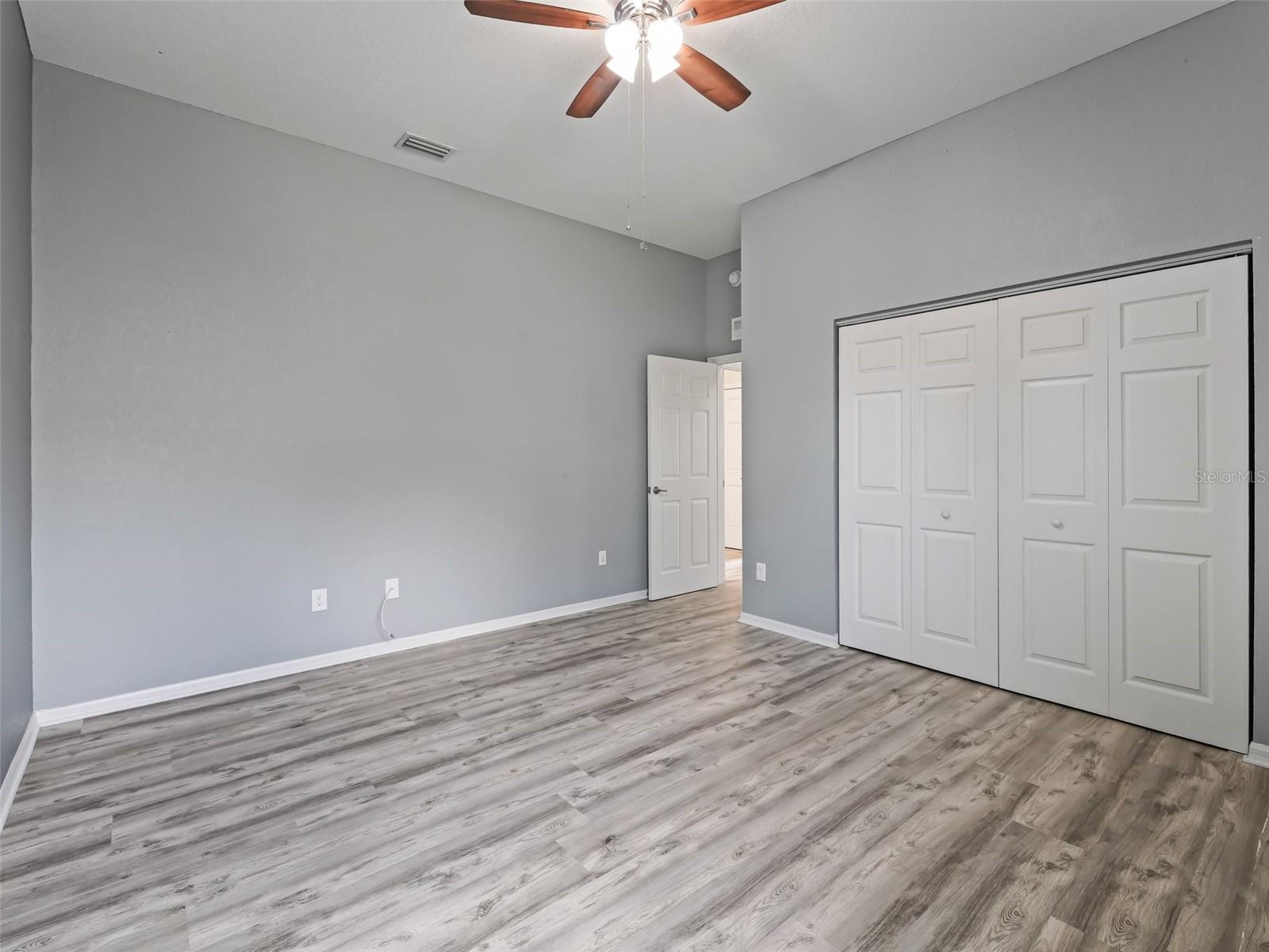 5068 NEPTUNE CIR, OXFORD, FL, 34484