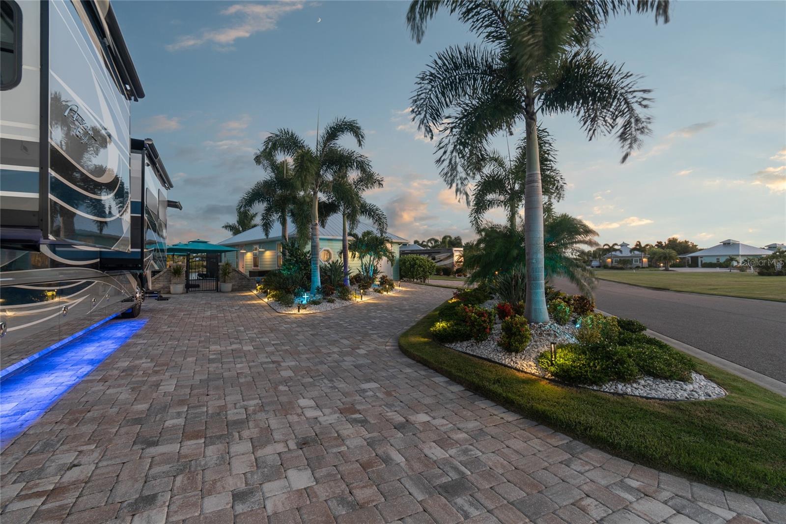 8337 SW SAND CRANE CIR, ARCADIA, FL, 34269