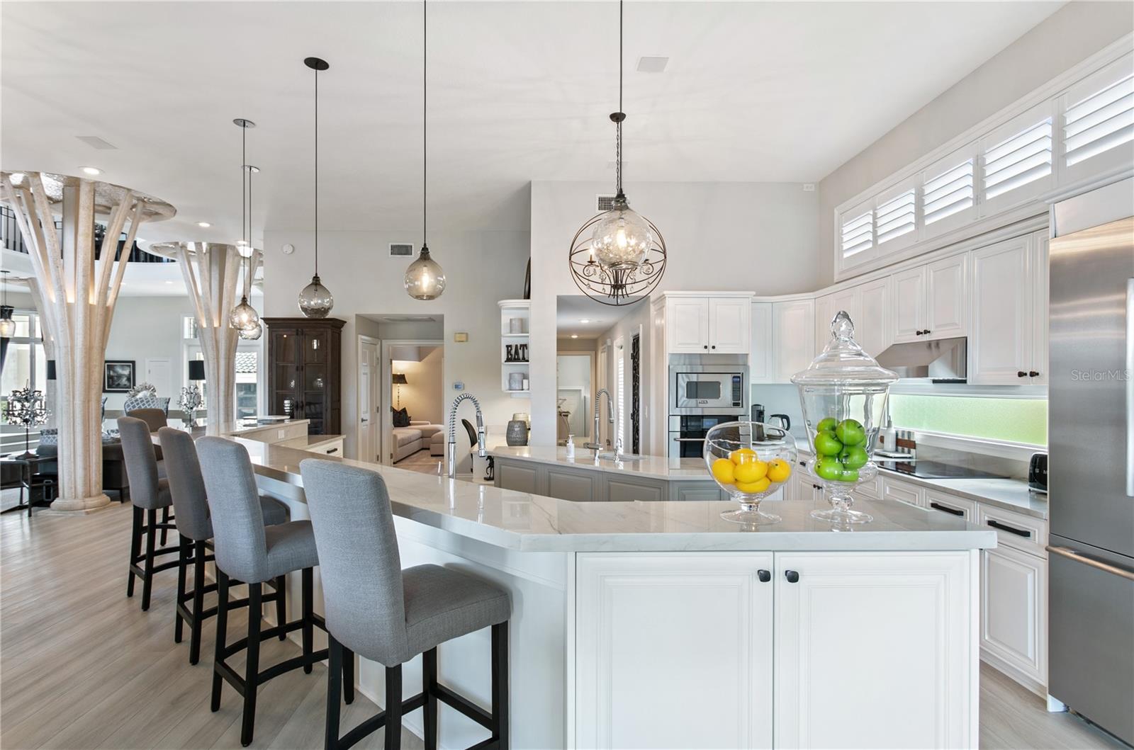 U8248639 Property Photo