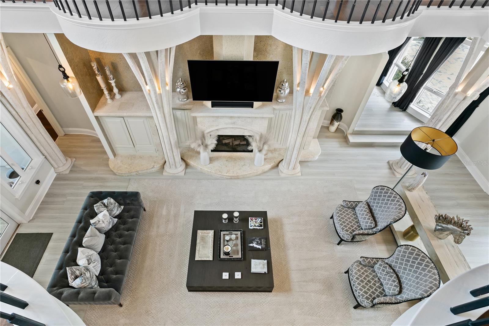 U8248639 Property Photo