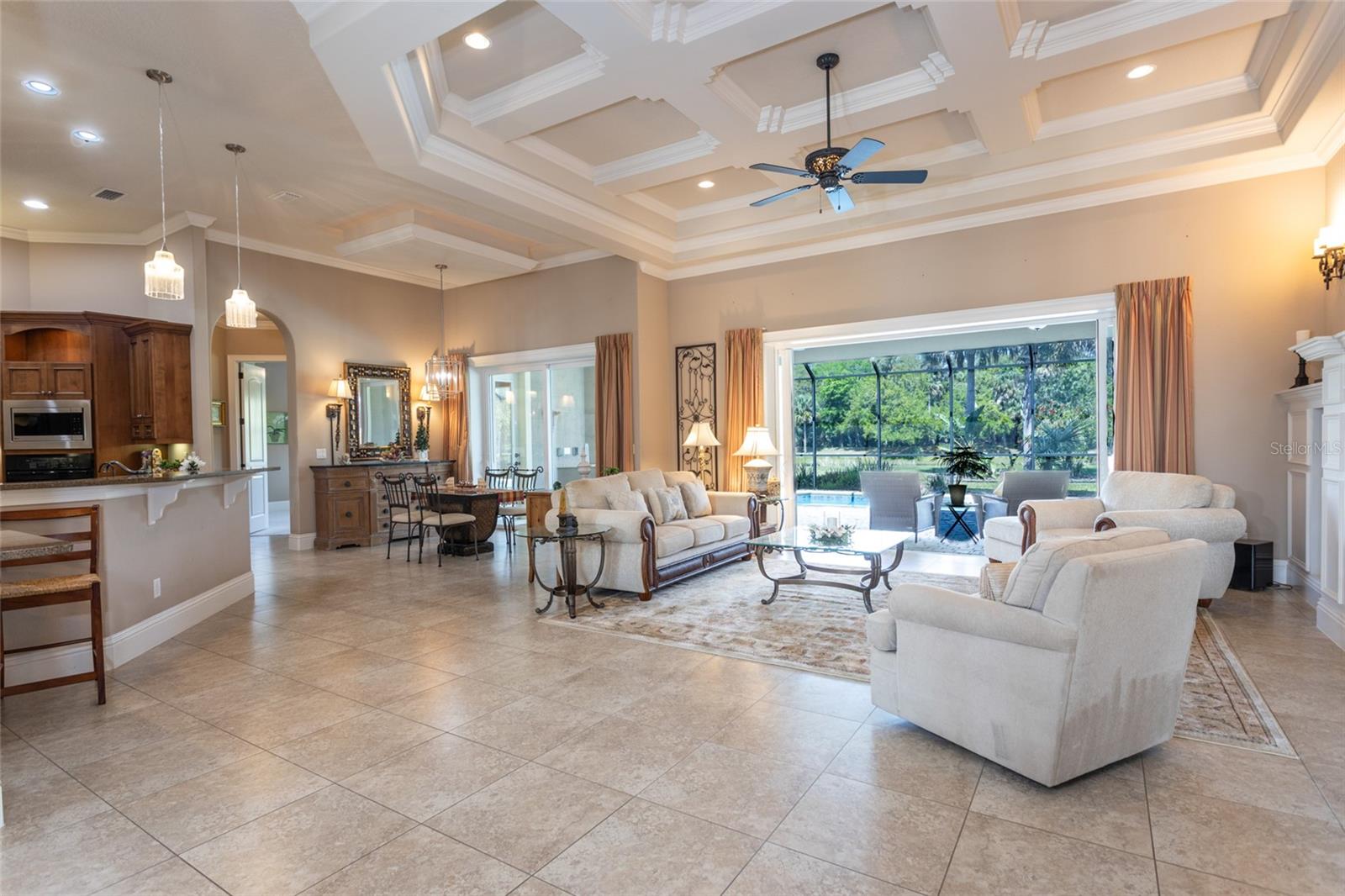 190 WILLOW OAK WAY, PALM COAST, FL, 32137