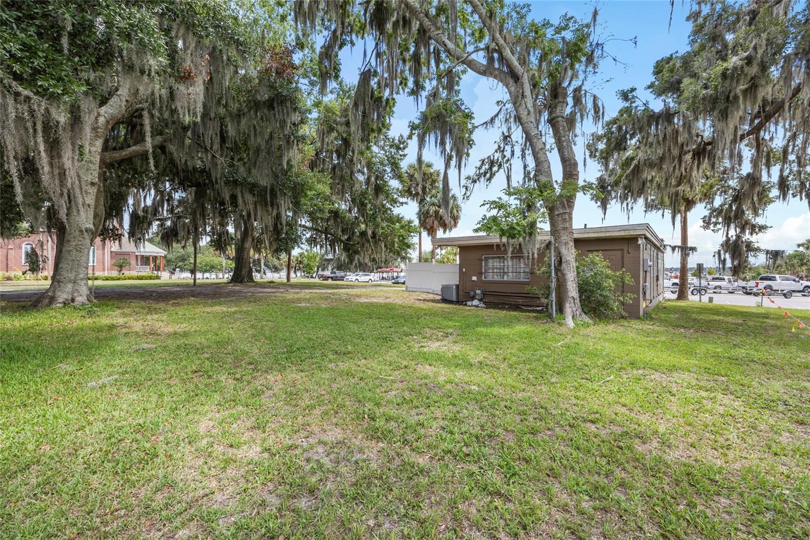 203 LAUREL ST, PALATKA, FL, 32177