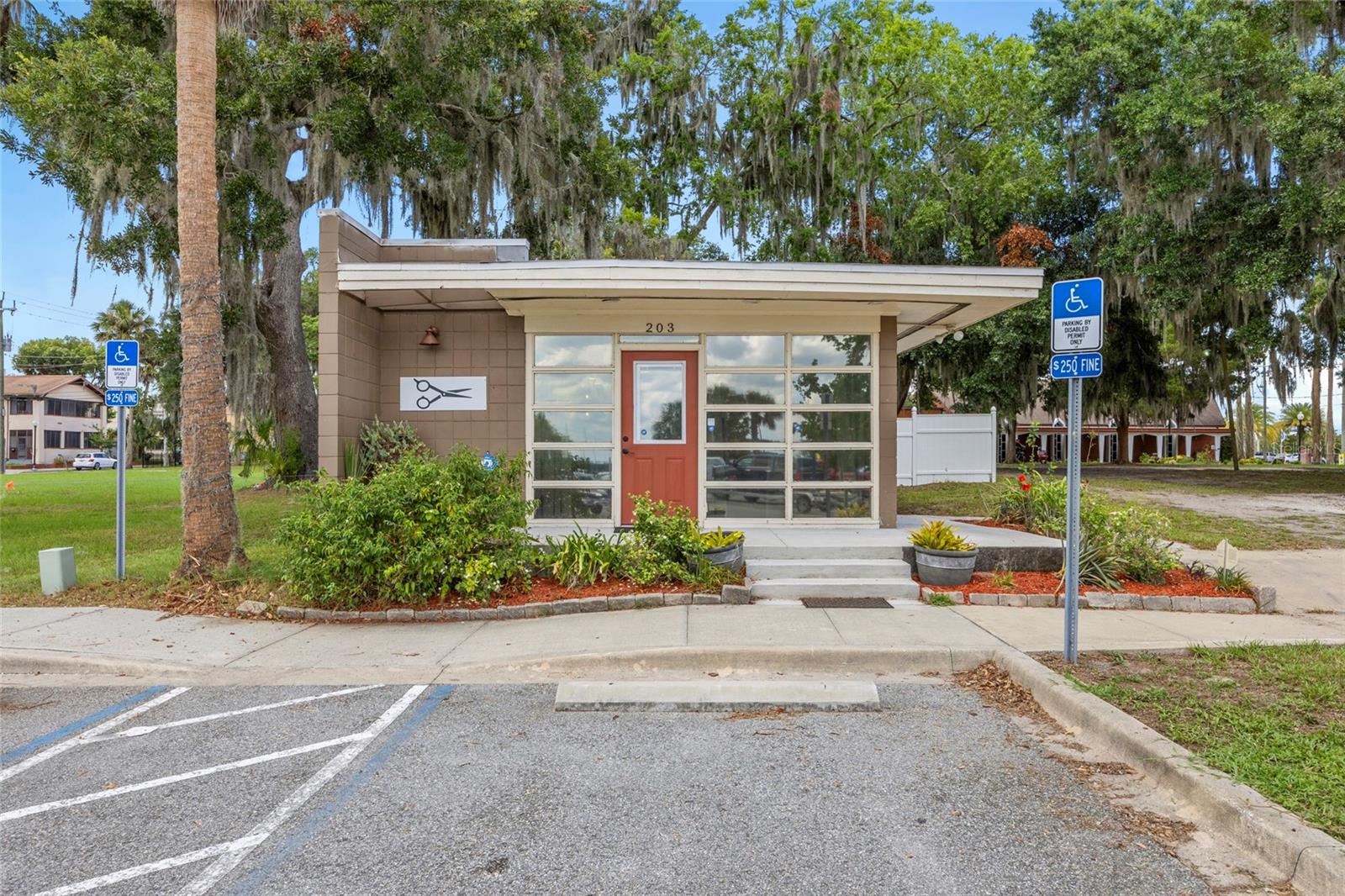 203 LAUREL ST, PALATKA, FL, 32177